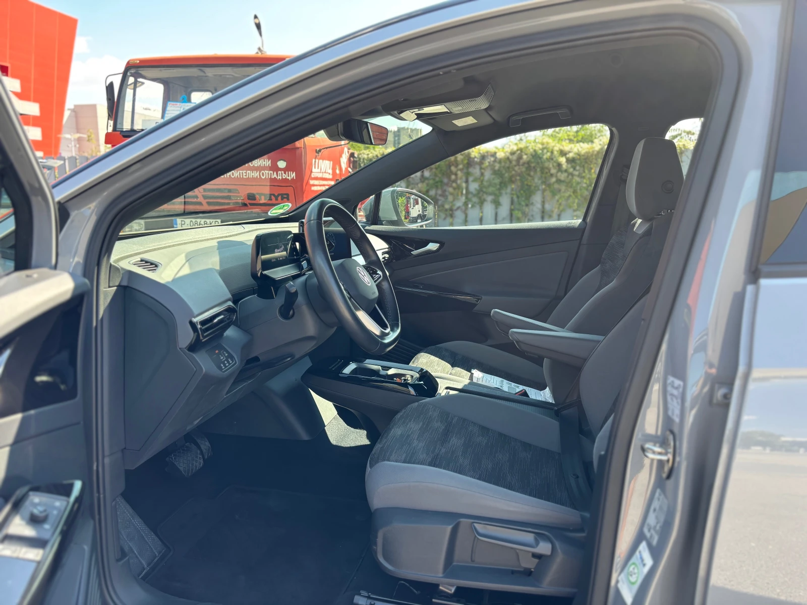 VW ID.4 Pure/52.000km/в гаранция/CCS, снимка 12 - Автомобили и джипове - 56118381