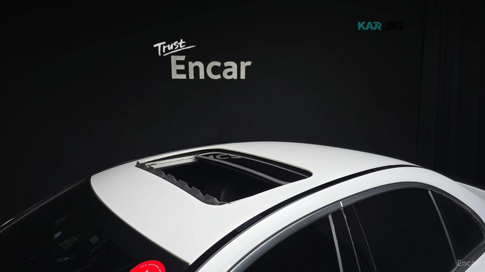 Mercedes-Benz C 200 AMG* КОЖА* ПОДГРЕВ* НАВИ* ПАНО* КАМЕРА, снимка 17 - Автомобили и джипове - 56243609