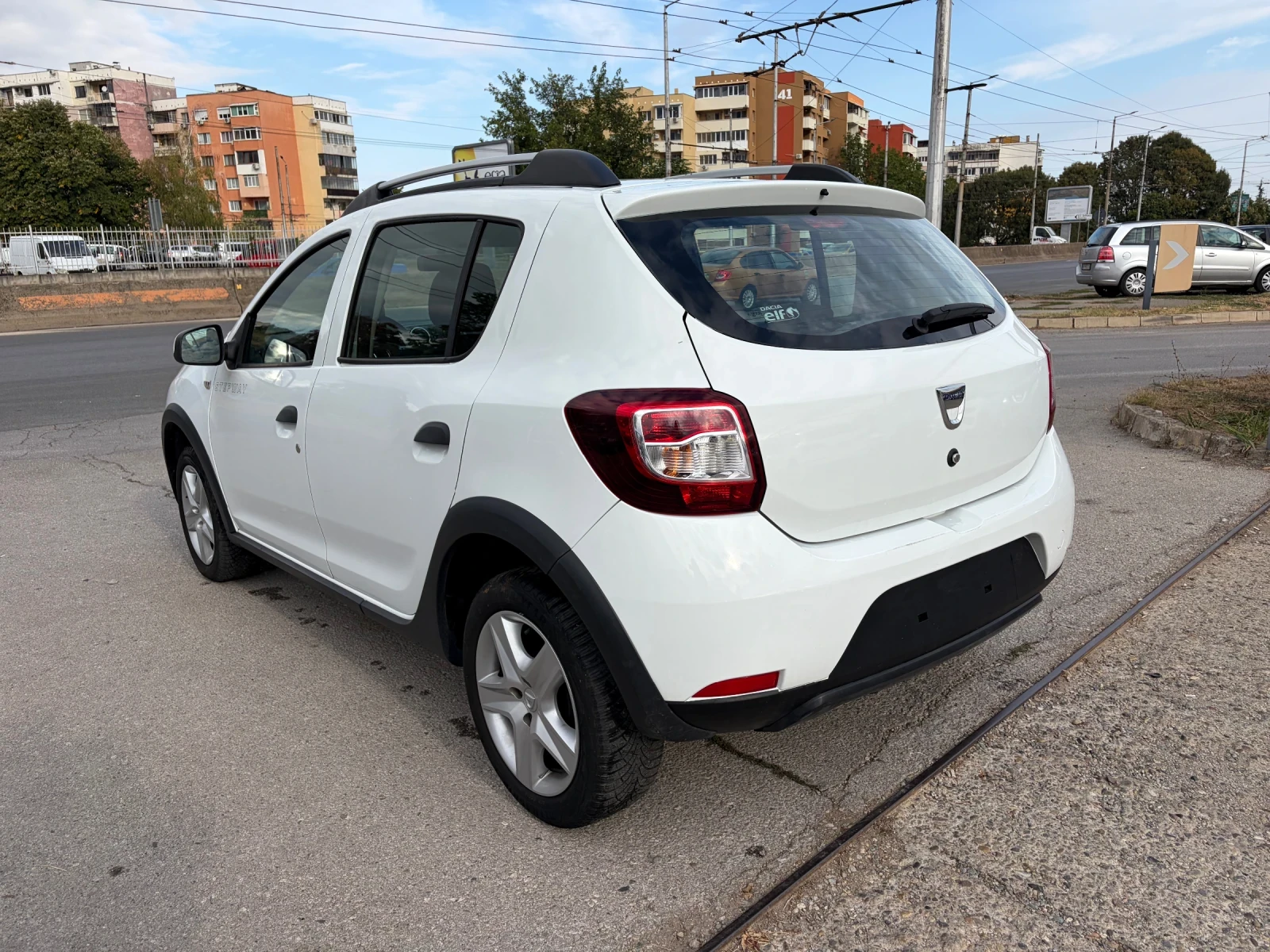 Dacia Sandero Stepway, снимка 7 - Автомобили и джипове - 56289670