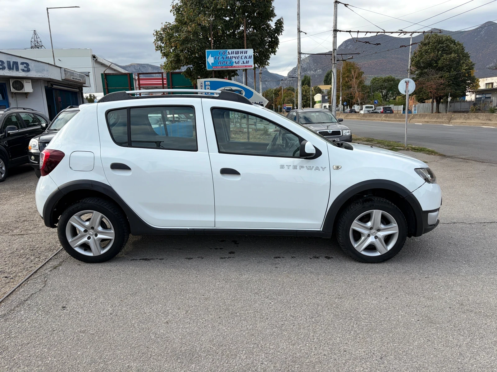 Dacia Sandero Stepway, снимка 4 - Автомобили и джипове - 56289670