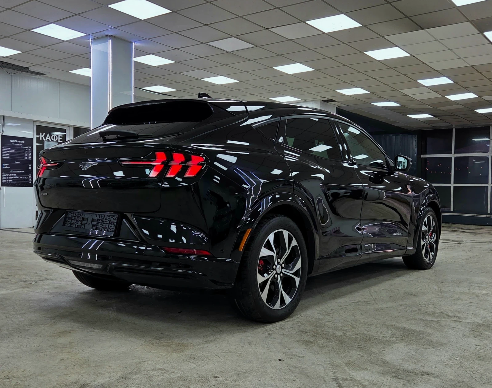 Ford Mustang Mach-E AWD/99KWh/Navi/Led/360/����������� | Mobile.bg � ����������� 4