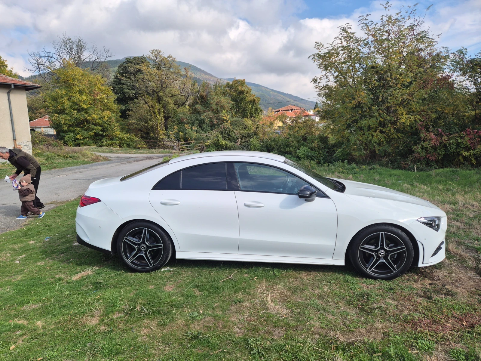 Mercedes-Benz CLA 180 AMG, снимка 7 - Автомобили и джипове - 56646869