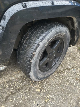 Jeep Commander Limited - 6000 € / 11734.98 лв. - 84563073 14