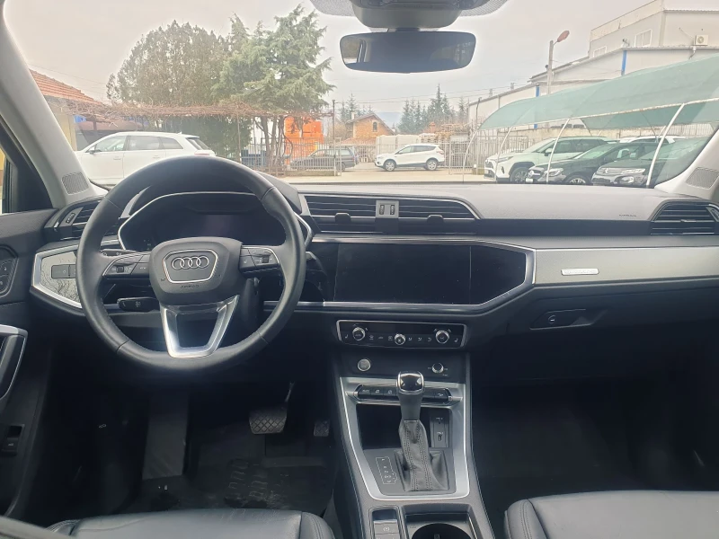 Audi Q3 2.0 TFSI, снимка 6 - Автомобили и джипове - 48317876