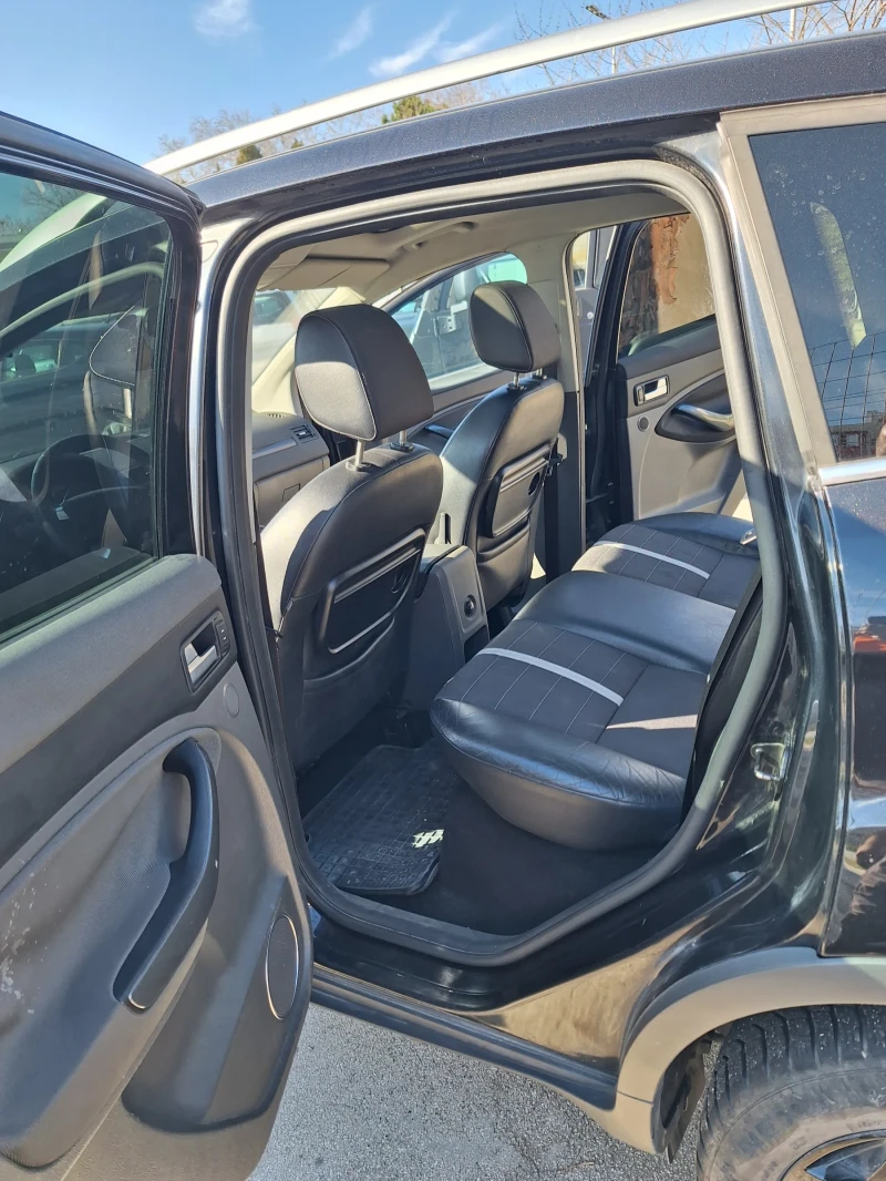 Ford Kuga, снимка 7 - Автомобили и джипове - 48951094