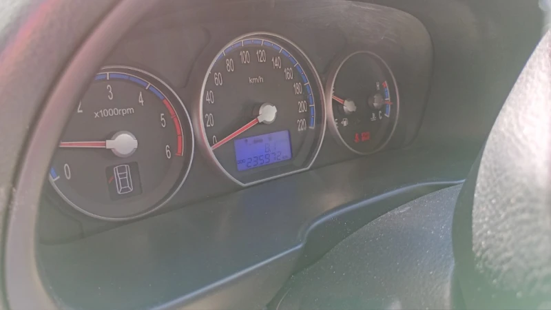 Hyundai Santa fe, снимка 12 - Автомобили и джипове - 52569191