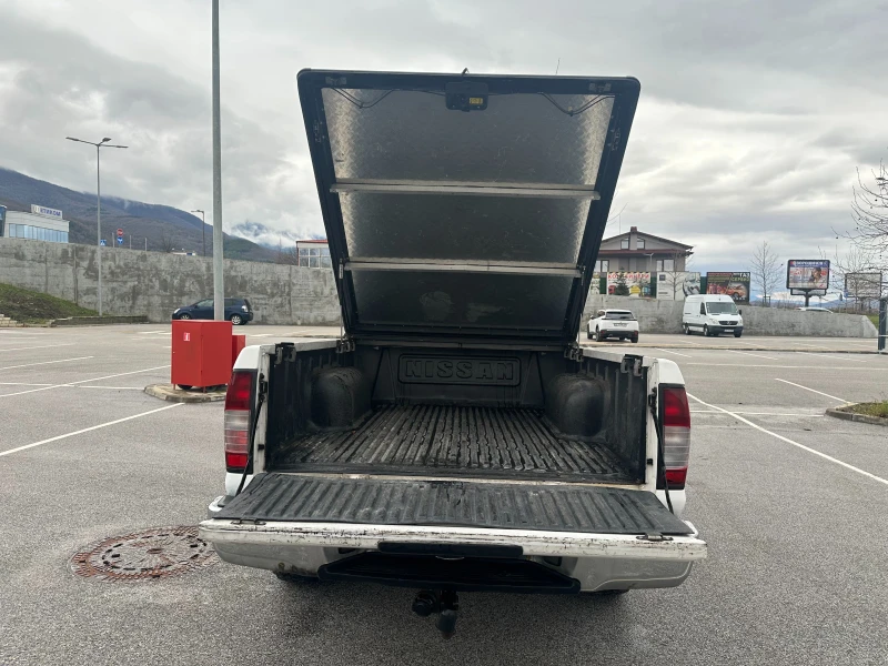 Nissan NP300, снимка 10 - Автомобили и джипове - 53247241