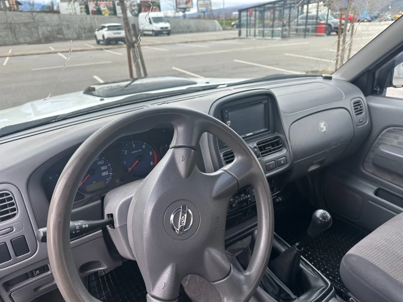 Nissan NP300, снимка 4 - Автомобили и джипове - 53247241
