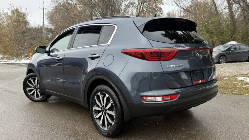 Kia Sportage  EX Tech AWD, снимка 5 - Автомобили и джипове - 53336301