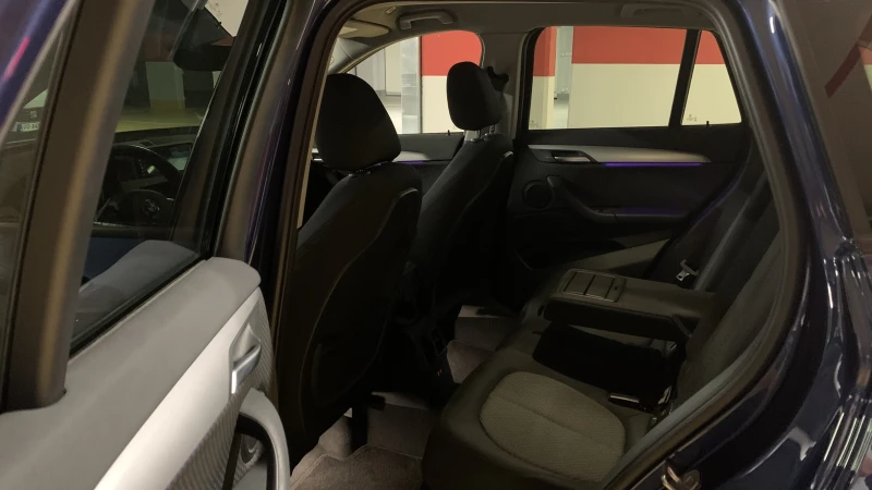 BMW X1 xDrive20i  /ПЪРВИ СОБСТВЕНИК, снимка 11 - Автомобили и джипове - 53462100