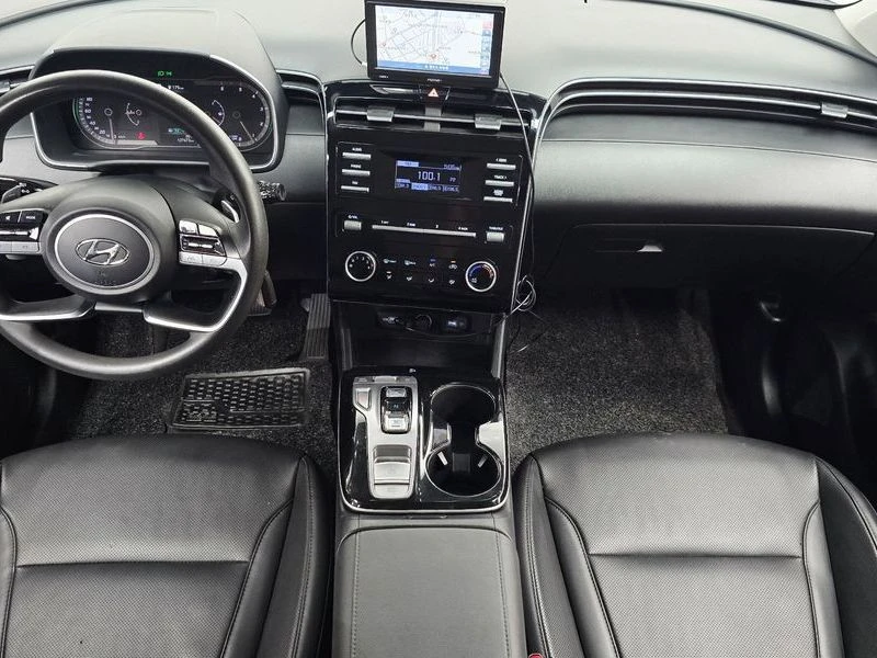 Hyundai Tucson 2.0 Automatic, снимка 7 - Автомобили и джипове - 55658638