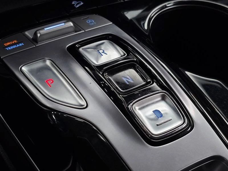 Hyundai Tucson 2.0 Automatic, снимка 10 - Автомобили и джипове - 55658638