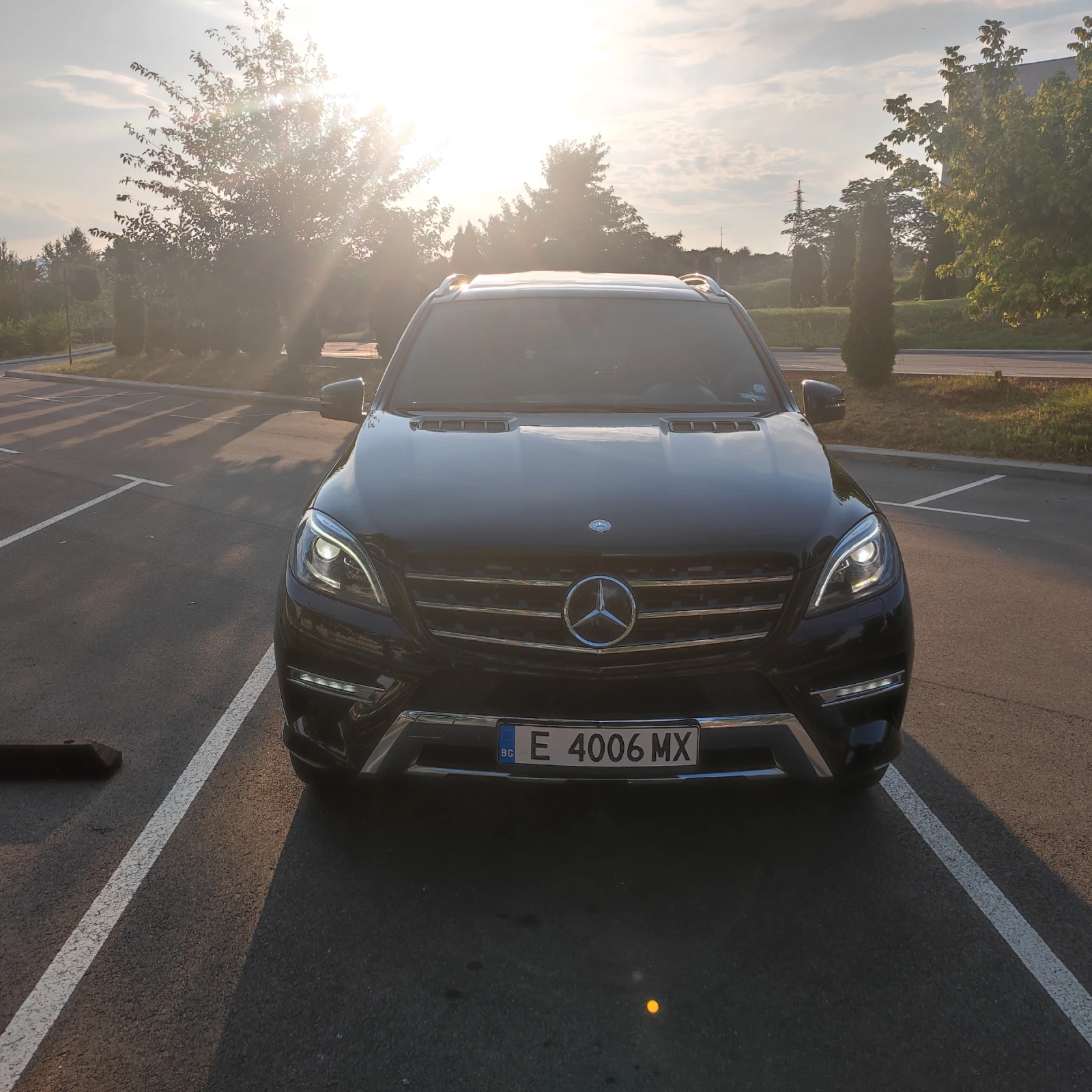 Mercedes-Benz ML 350 * DESIGNO* 3xTV/DVD* ОБДУХВАНЕ* DISTR* ПАНОРАМА* М - изображение 4