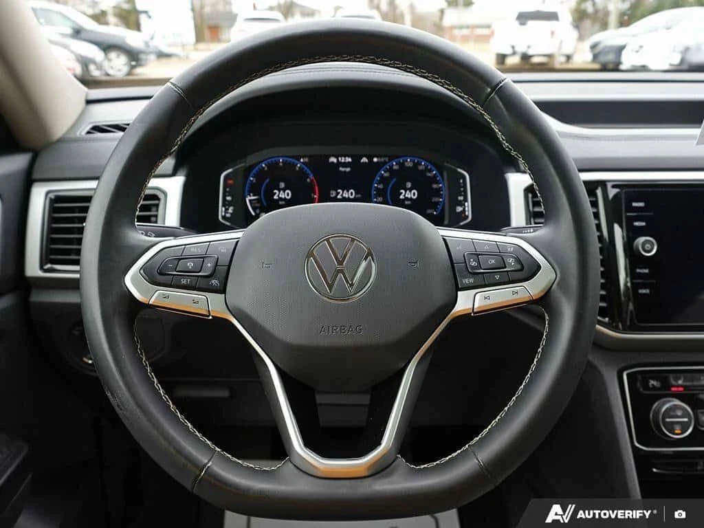 VW Atlas * ExeclineV6, HEATED / COOLED SEATS, SUNROOF, POWE | Mobile.bg � ����������� 12