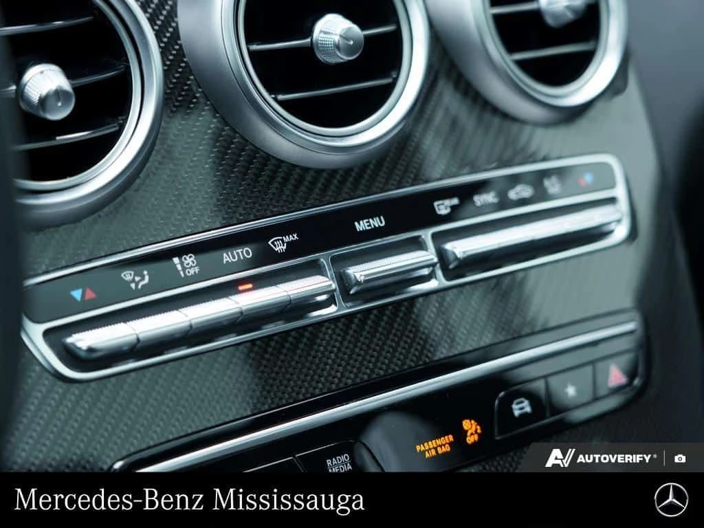 Mercedes-Benz GLC 43 AMG NIGHT PKG  CARFAX, снимка 13 - Автомобили и джипове - 53911894