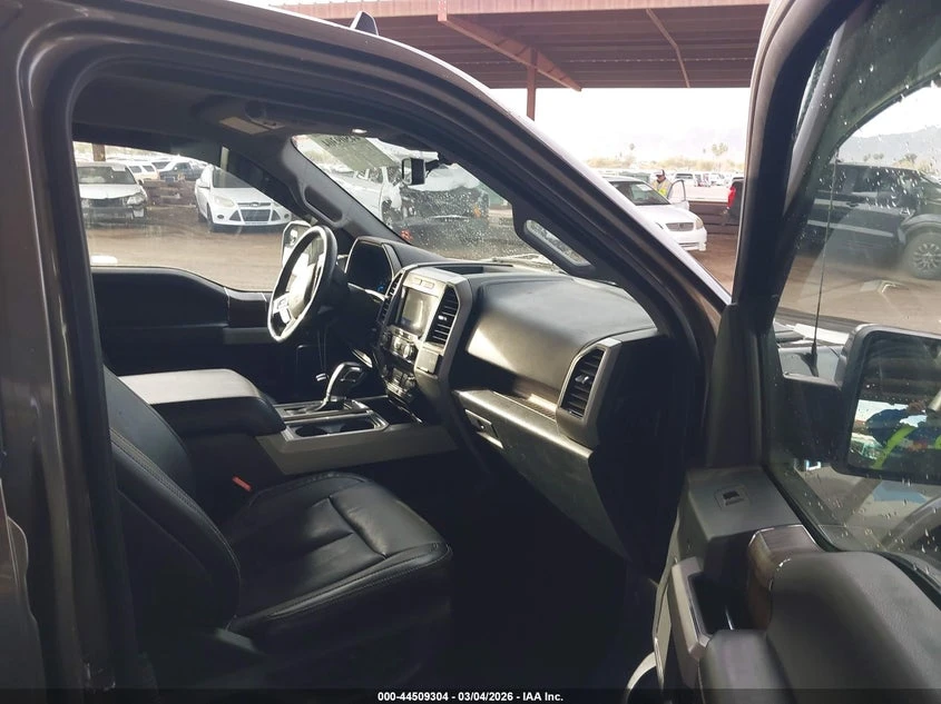 Ford F150 5.0l F-150 Lariat, снимка 5 - Автомобили и джипове - 53924086