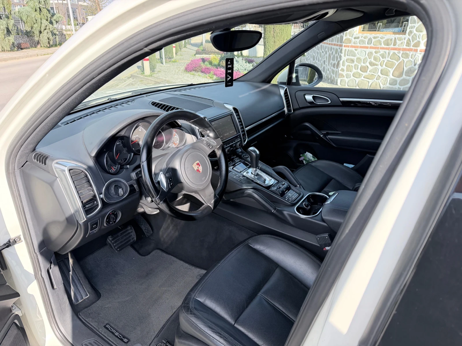 Porsche Cayenne 3.0 D, снимка 11 - Автомобили и джипове - 54103808