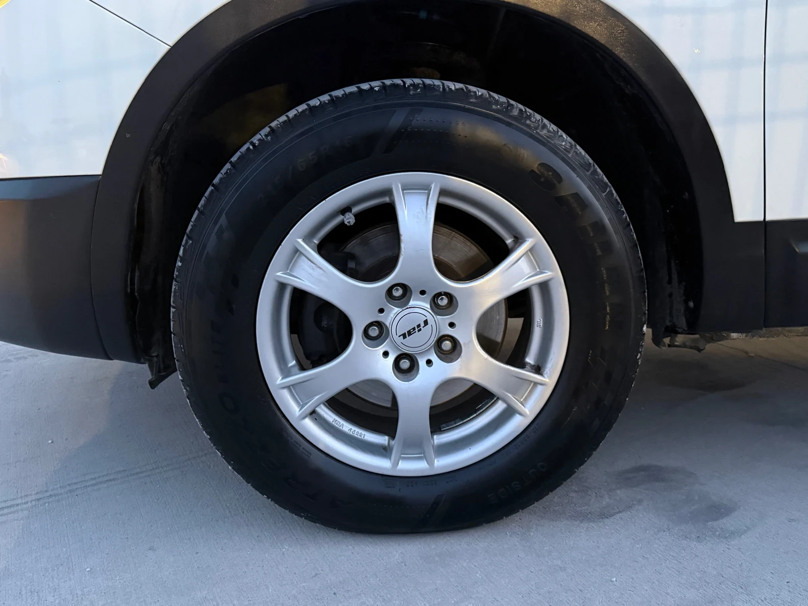 Nissan Qashqai 1.5D* 2011г* 4X4* 187.000КМ* НОВА* РЪЧКА* ТЕГЛИЧ* , снимка 14 - Автомобили и джипове - 54141577