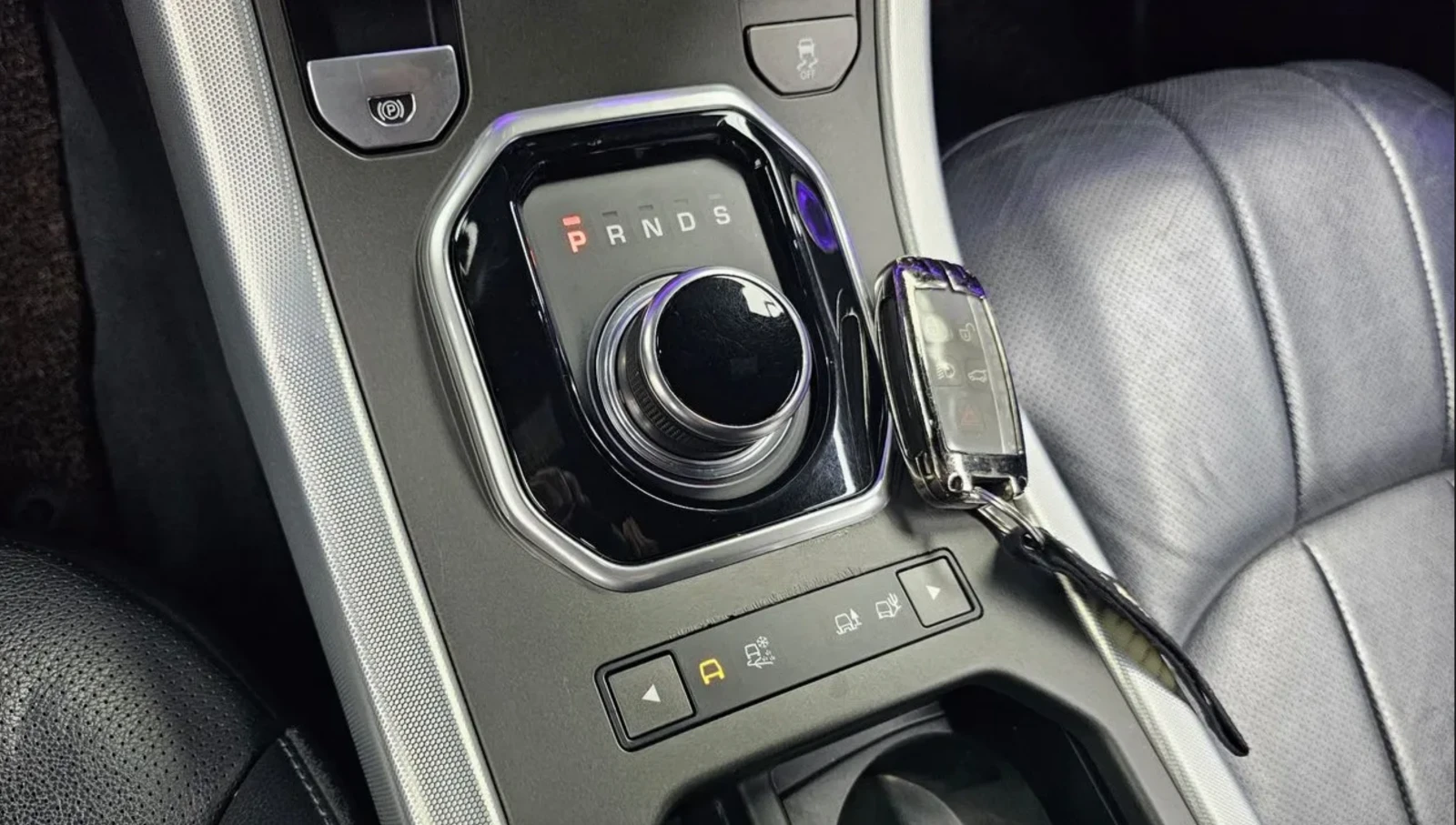 Land Rover Range Rover Evoque Cabrio* Meridian* , снимка 5 - Автомобили и джипове - 54741004