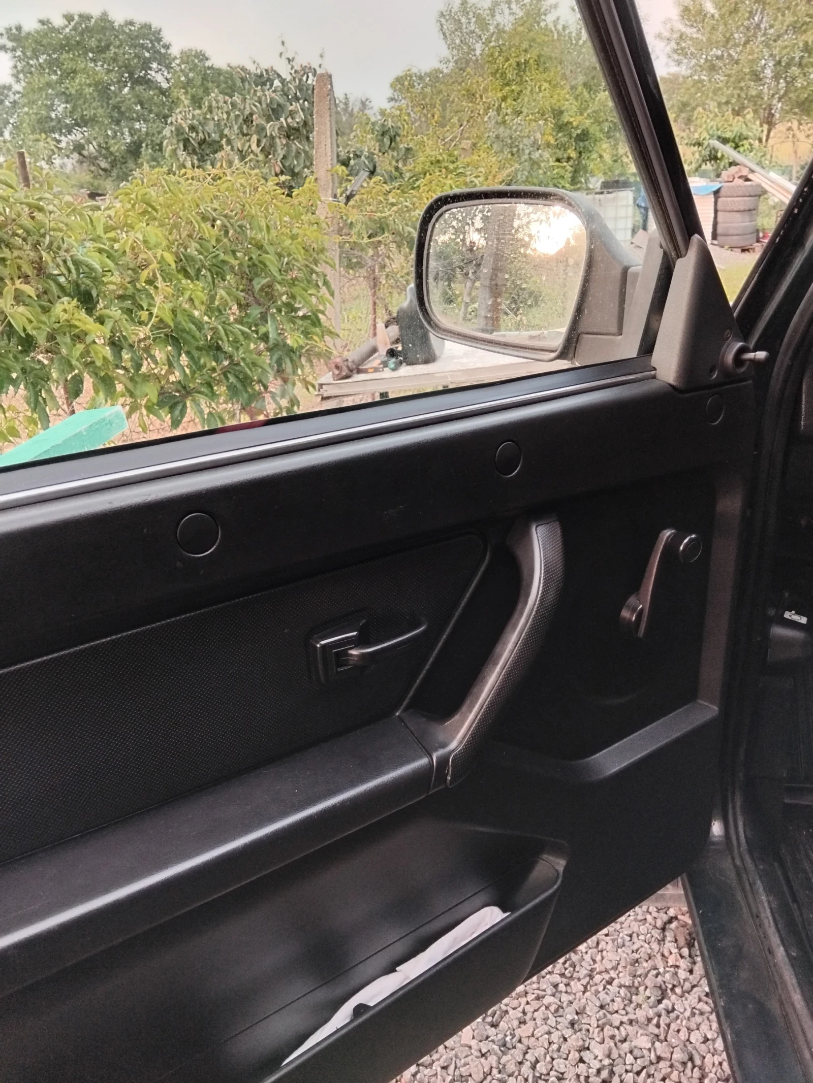 Lada Niva 21214, снимка 9 - Автомобили и джипове - 54794334