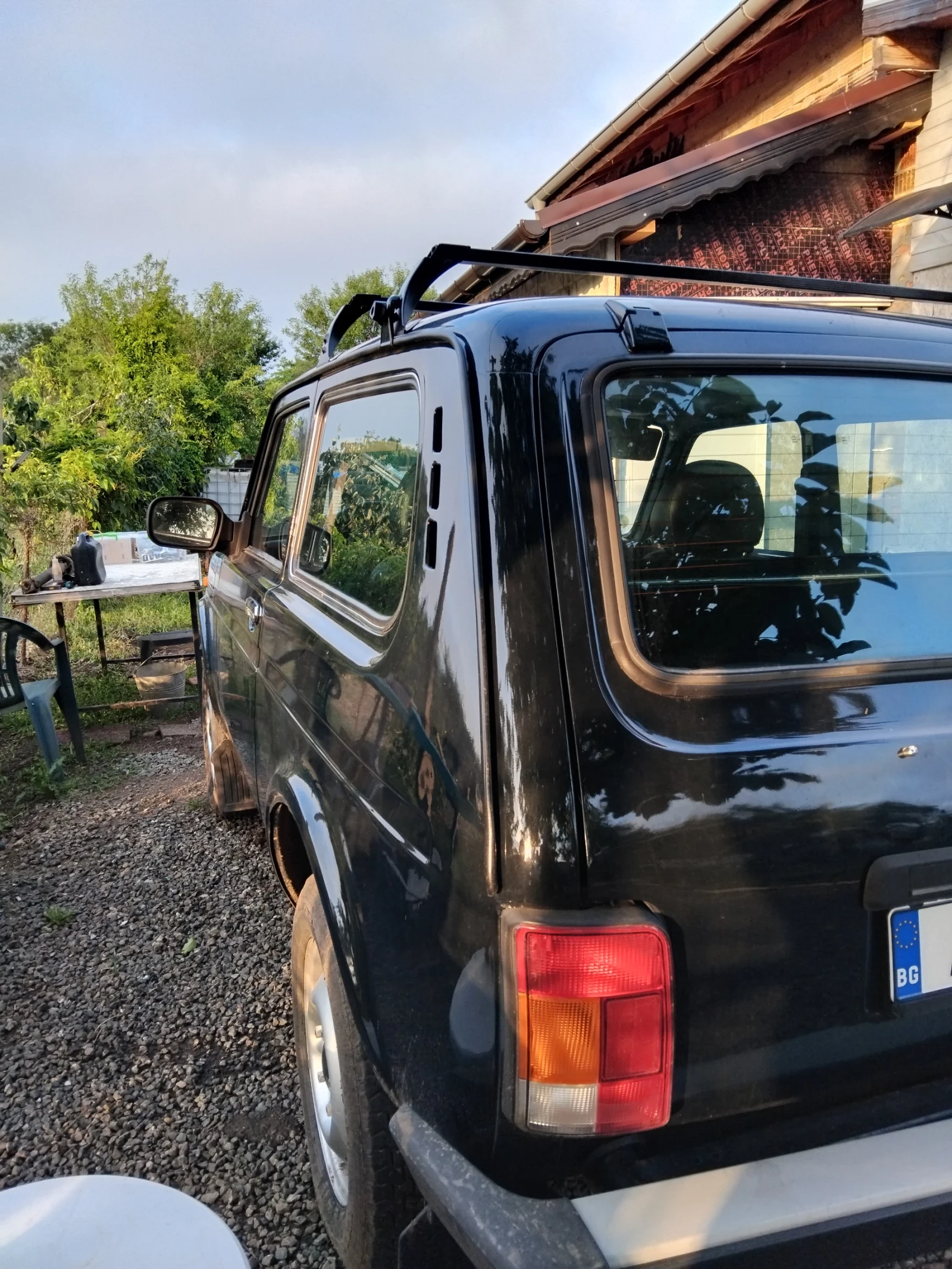 Lada Niva 21214, снимка 5 - Автомобили и джипове - 54794334