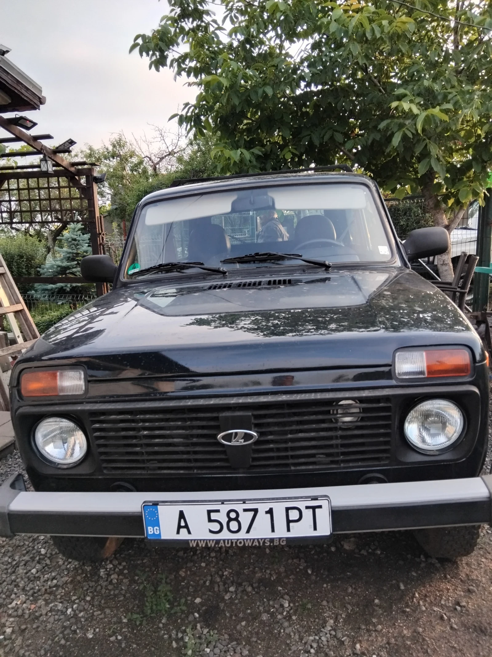 Lada Niva 21214, снимка 6 - Автомобили и джипове - 54794334