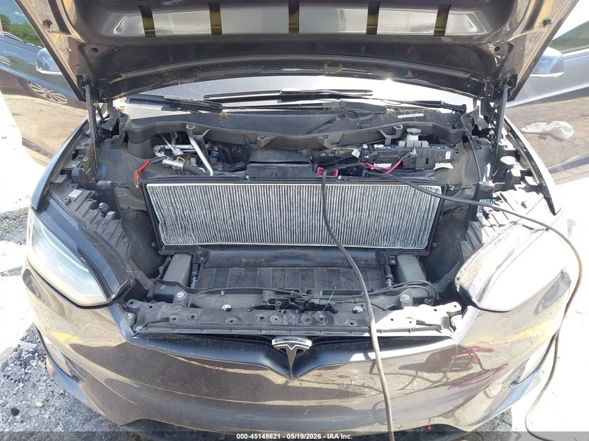 Tesla Model X 100D/75D/P100D, снимка 10 - Автомобили и джипове - 55287314