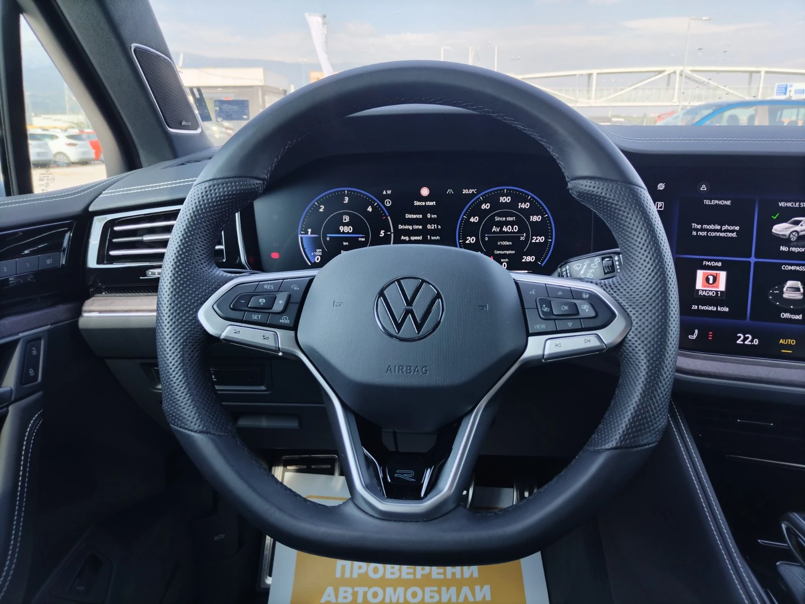 VW Touareg 3.0TDI/286 к.с./4MOTION/R-Line, снимка 11 - Автомобили и джипове - 55380041