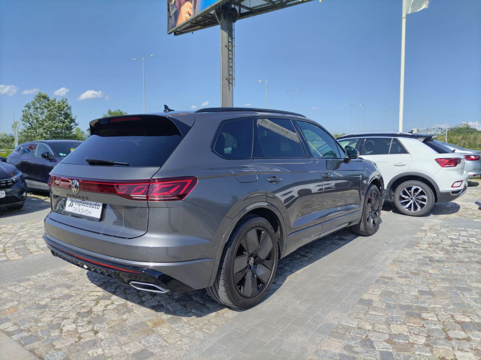 VW Touareg 3.0TDI/286 к.с./4MOTION/R-Line, снимка 4 - Автомобили и джипове - 55380041