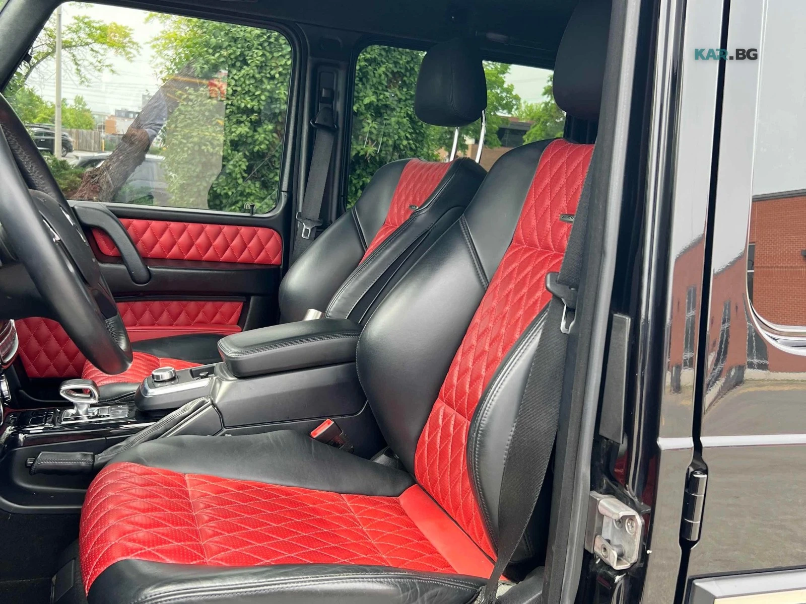 Mercedes-Benz G 63 AMG ЦЕНА ДО БЪЛГАРИЯ РЕГИСТРАЦИЯ & АВТОКРЕДИТ, снимка 12 - Автомобили и джипове - 55422145