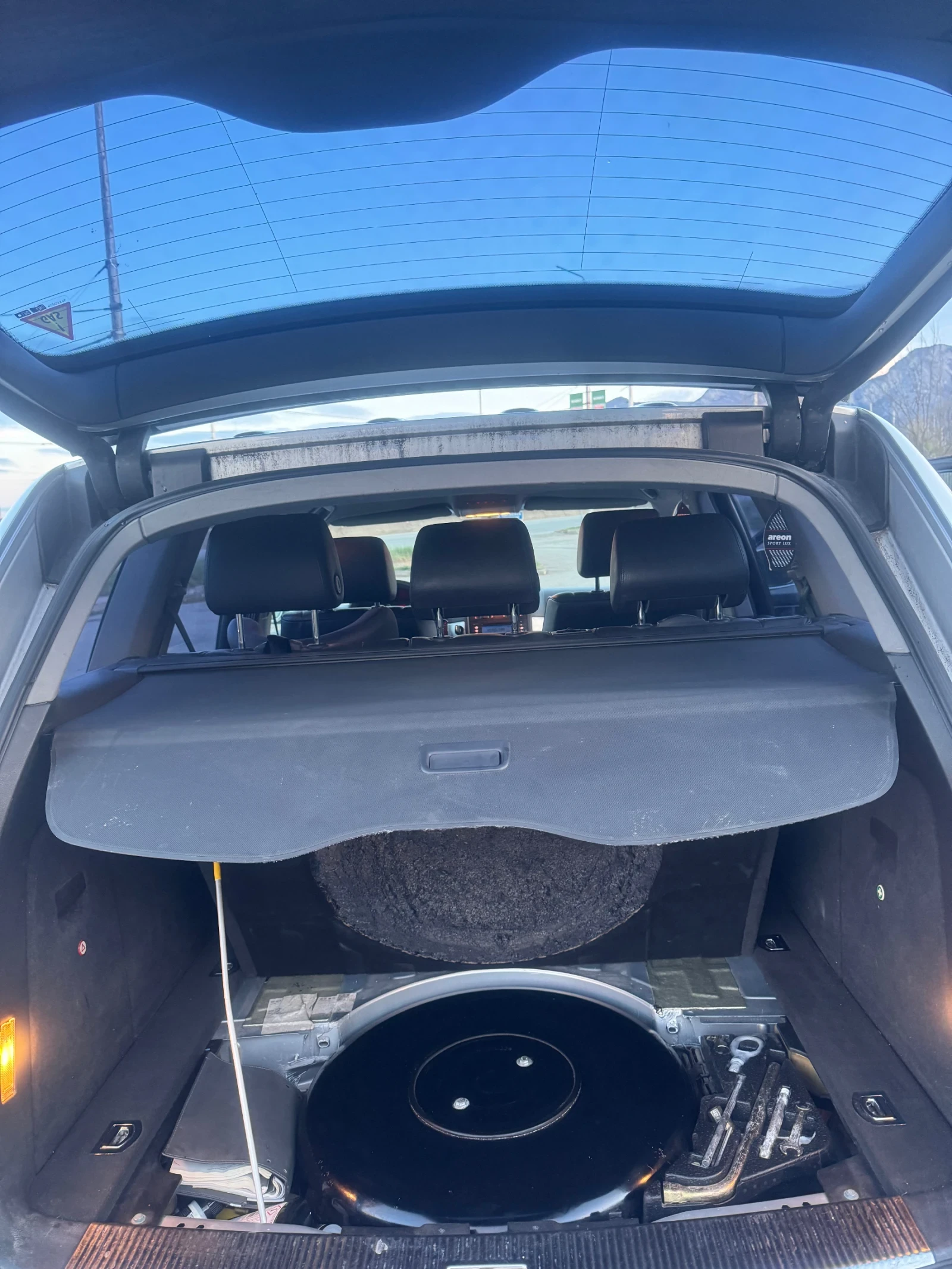 VW Touareg 3.2i LPG, снимка 13 - Автомобили и джипове - 55879333