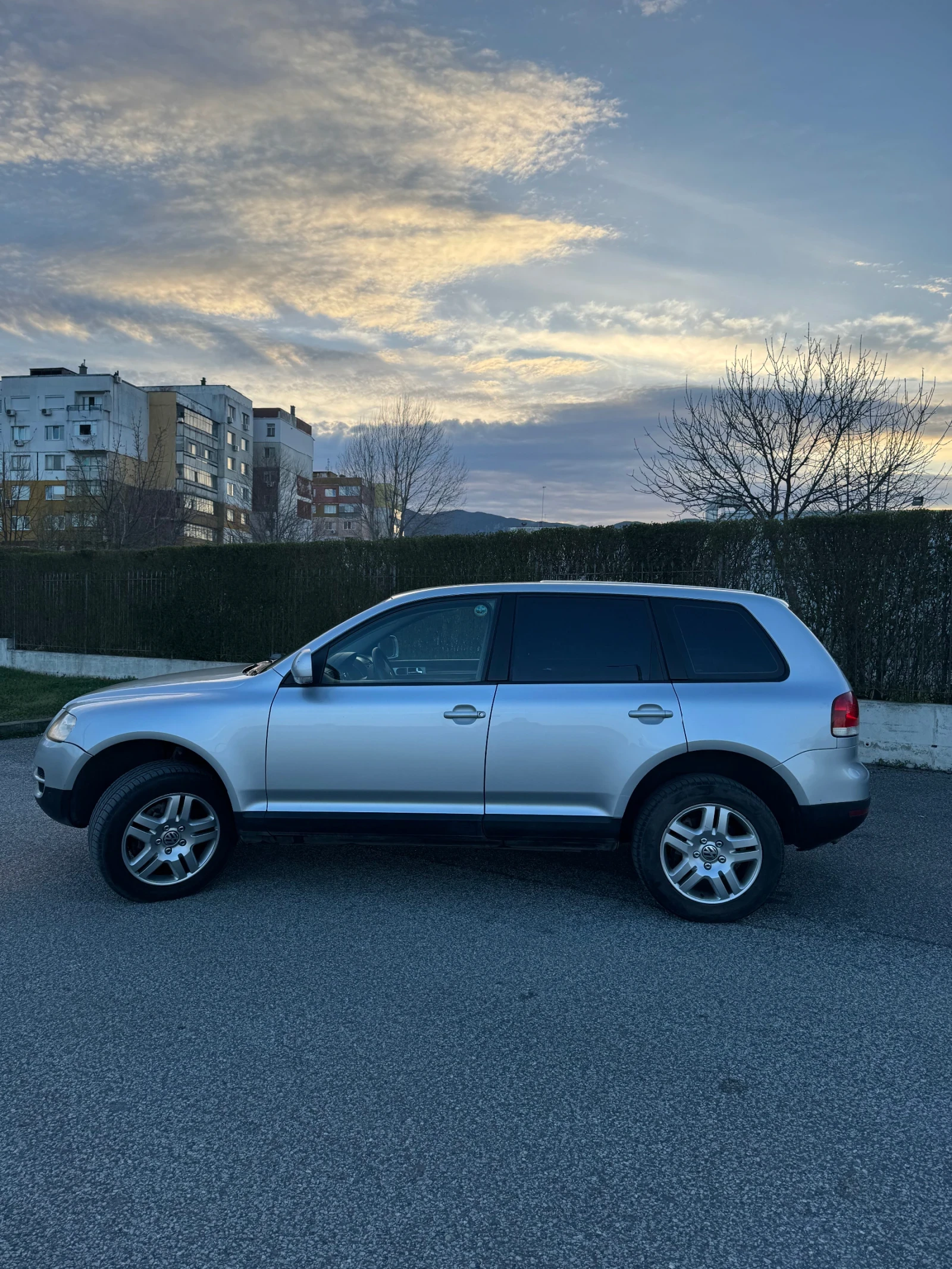 VW Touareg 3.2i LPG, снимка 7 - Автомобили и джипове - 55879333