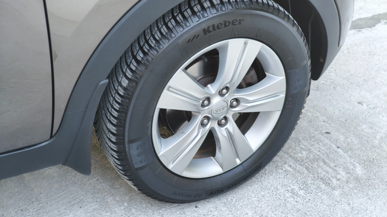 Kia Sportage, снимка 13 - Автомобили и джипове - 55980939