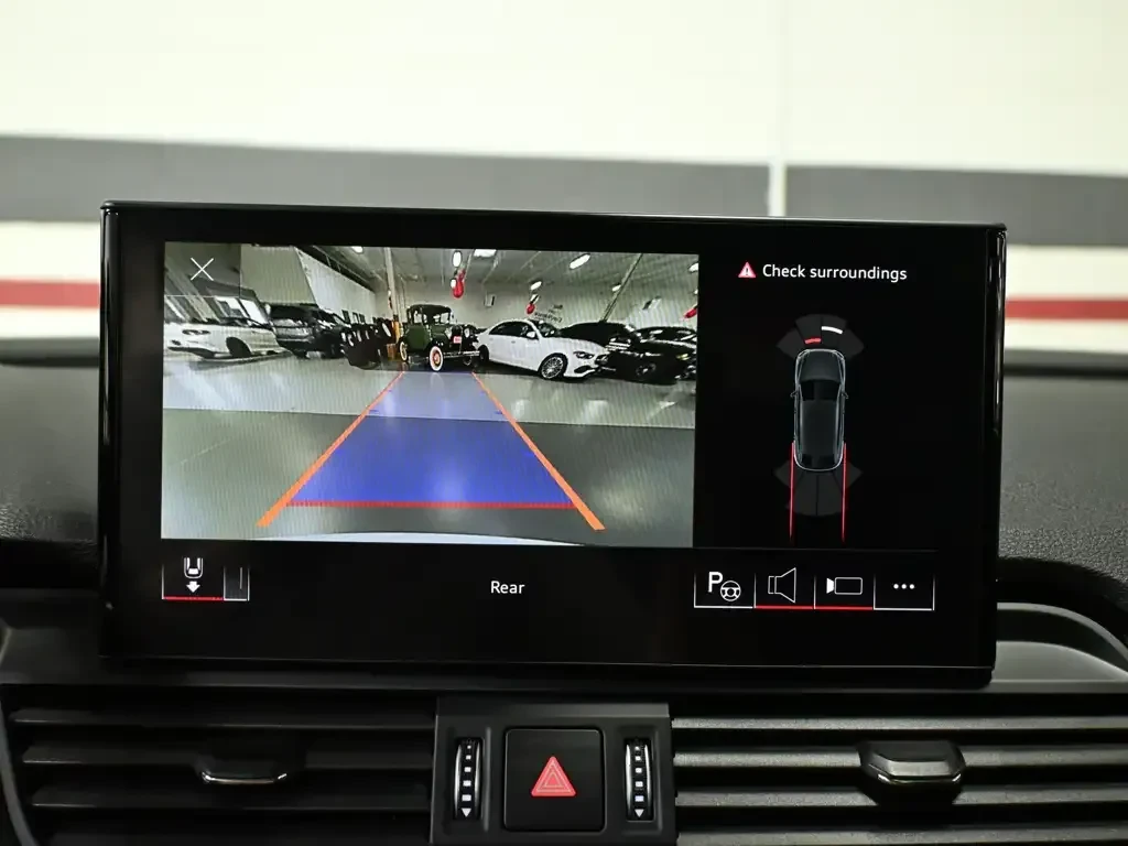 Audi Q5 Sportback* S-LINE Black Optics* ПАНО* КРАЙНА ЦЕНА, снимка 14 - Автомобили и джипове - 56118955