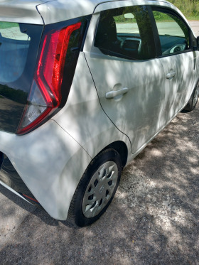 Toyota Aygo 1.0 vvti automatic камера., снимка 4