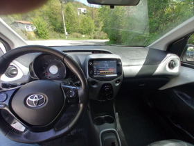 Toyota Aygo 1.0 vvti automatic камера., снимка 7