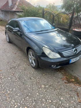 Mercedes-Benz 320
