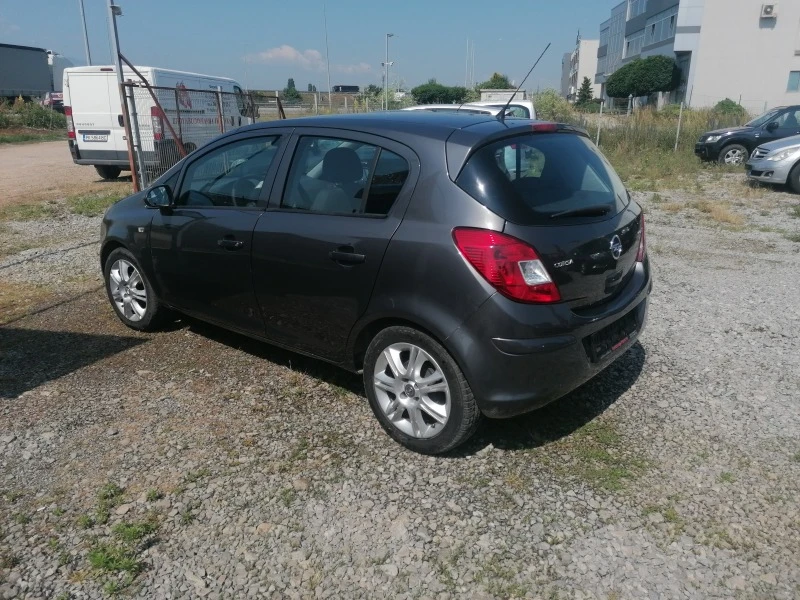 Opel Corsa 1.3CDTI, снимка 4 - Автомобили и джипове - 41309374