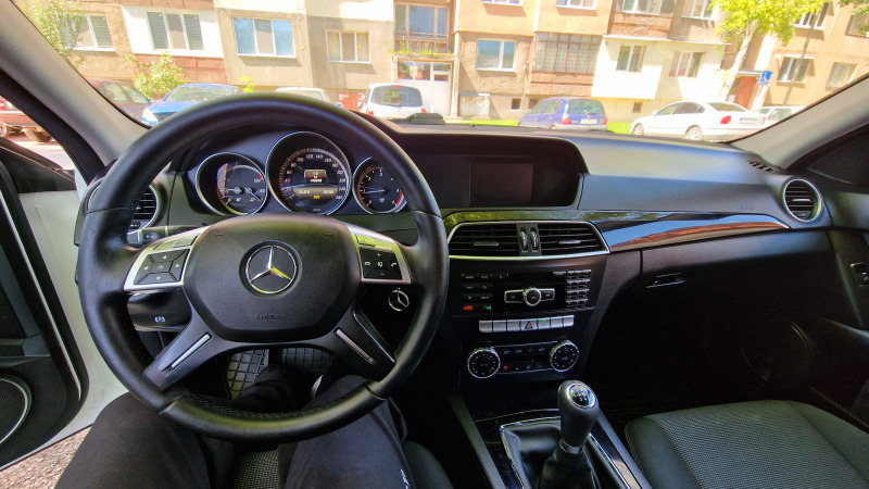 Mercedes-Benz C 200 Комби, снимка 15 - Автомобили и джипове - 46386864