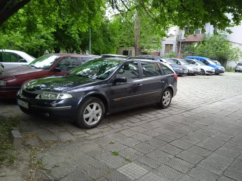 Renault Laguna, снимка 5 - Автомобили и джипове - 47466543