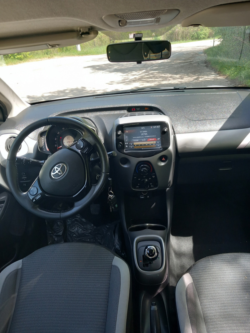 Toyota Aygo 1.0 vvti automatic камера., снимка 5 - Автомобили и джипове - 46497834