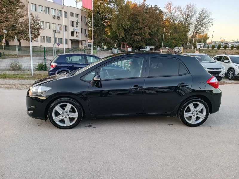 Toyota Auris 1.8i-147кс-ШВЕЙЦАРИЯ-РЪЧКА-6ск-FACELIFT, снимка 5 - Автомобили и джипове - 47668924