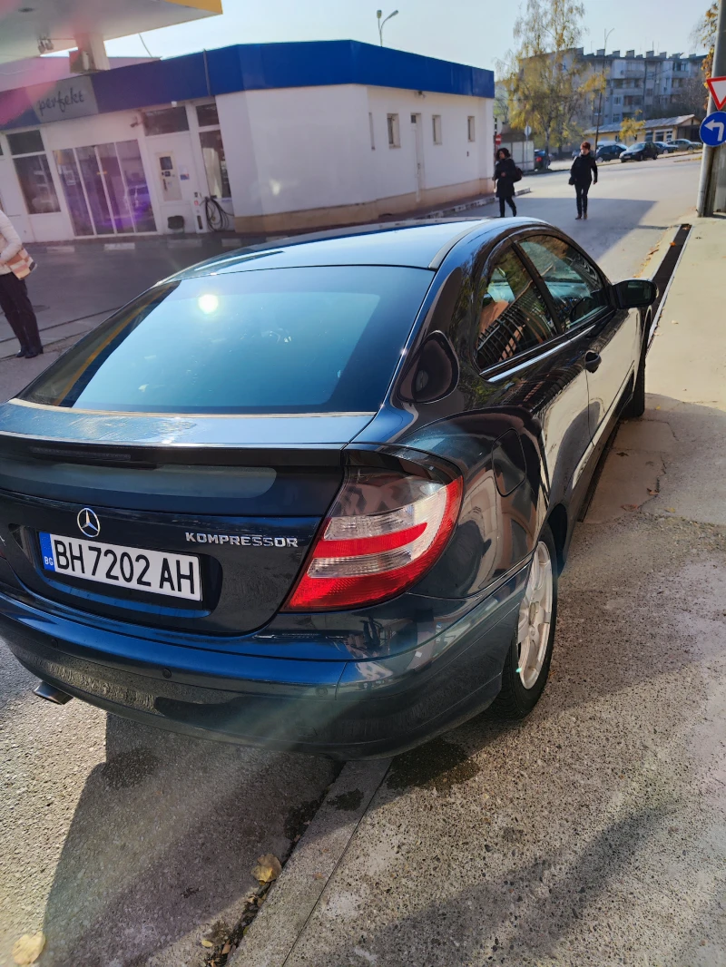 Mercedes-Benz C 200, снимка 4 - Автомобили и джипове - 47991583