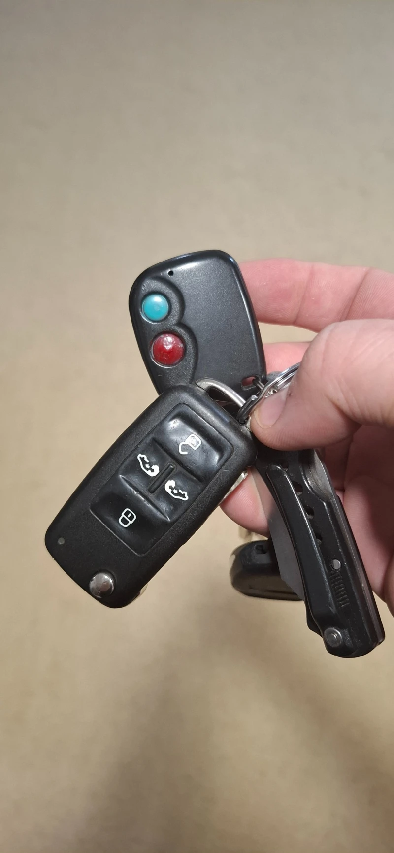 VW Multivan BiTDI Highline, снимка 12 - Автомобили и джипове - 52341038