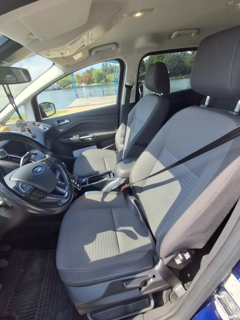 Ford Grand C-Max, снимка 9 - Автомобили и джипове - 50607077