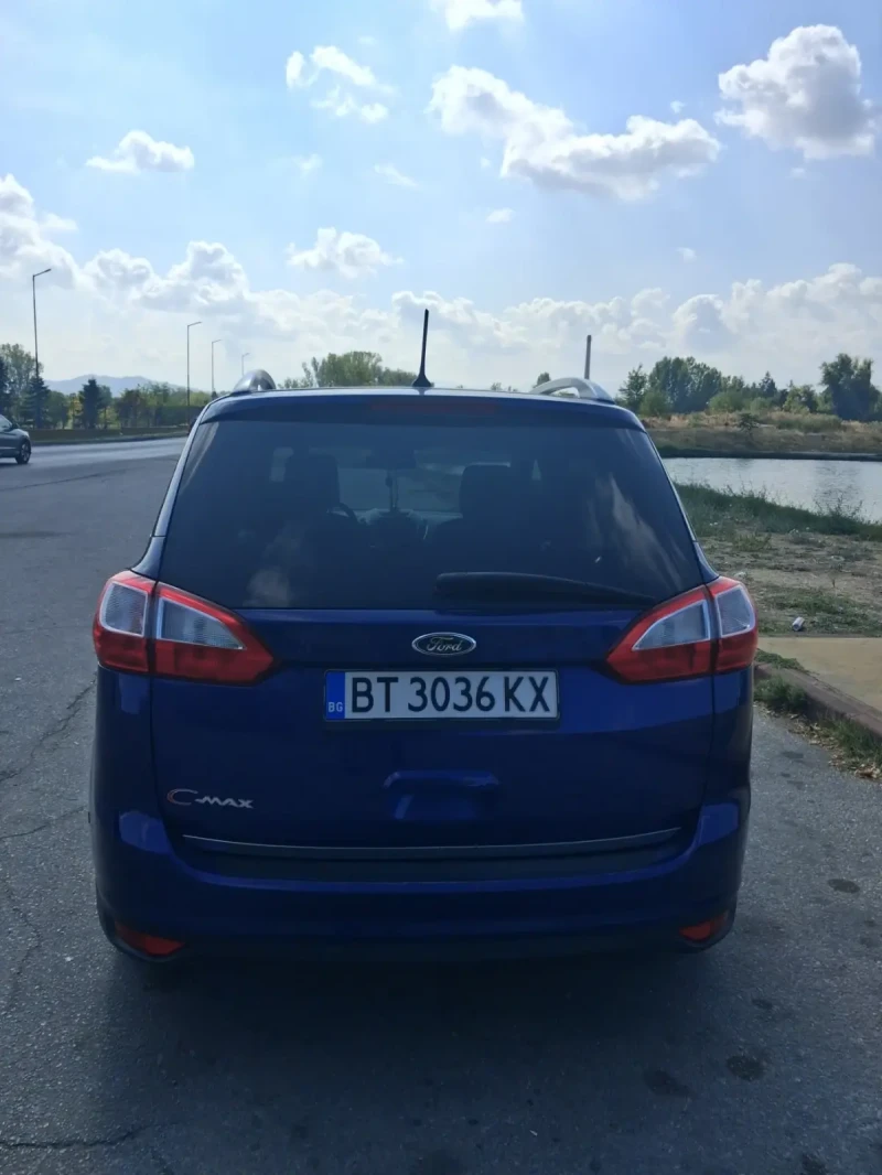 Ford Grand C-Max, снимка 4 - Автомобили и джипове - 50607077