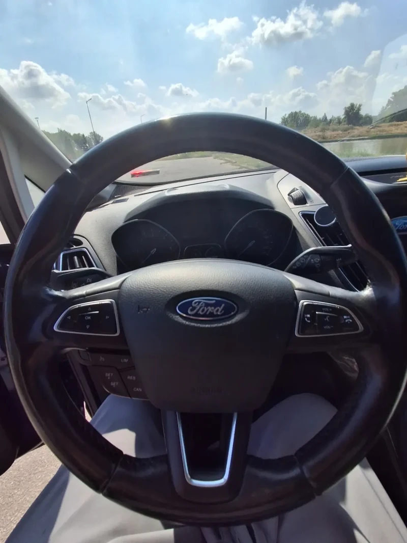 Ford Grand C-Max, снимка 12 - Автомобили и джипове - 50607077