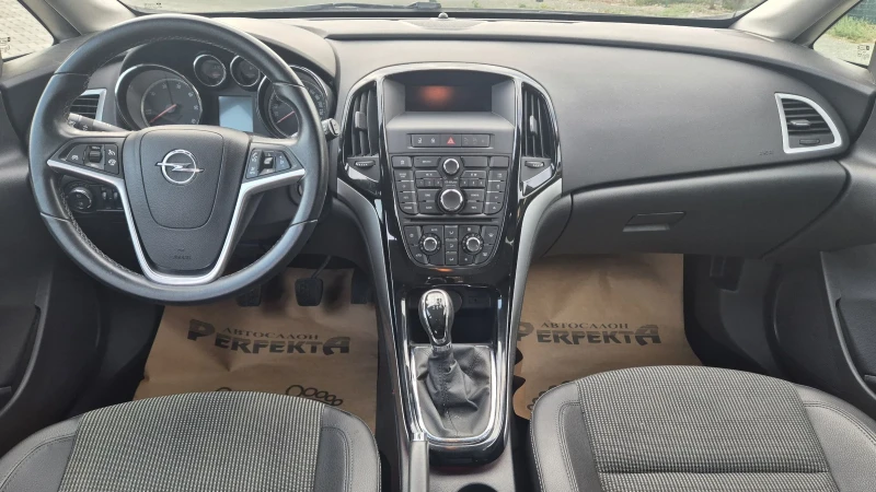 Opel Astra 1.6cdti 110к.с, снимка 11 - Автомобили и джипове - 51676330