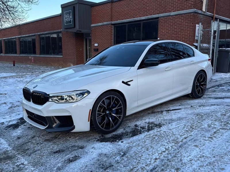 BMW M5 * Sedan * CARFAX * БЕЗ ПЪРВОНАЧАЛНА ВНОСКА