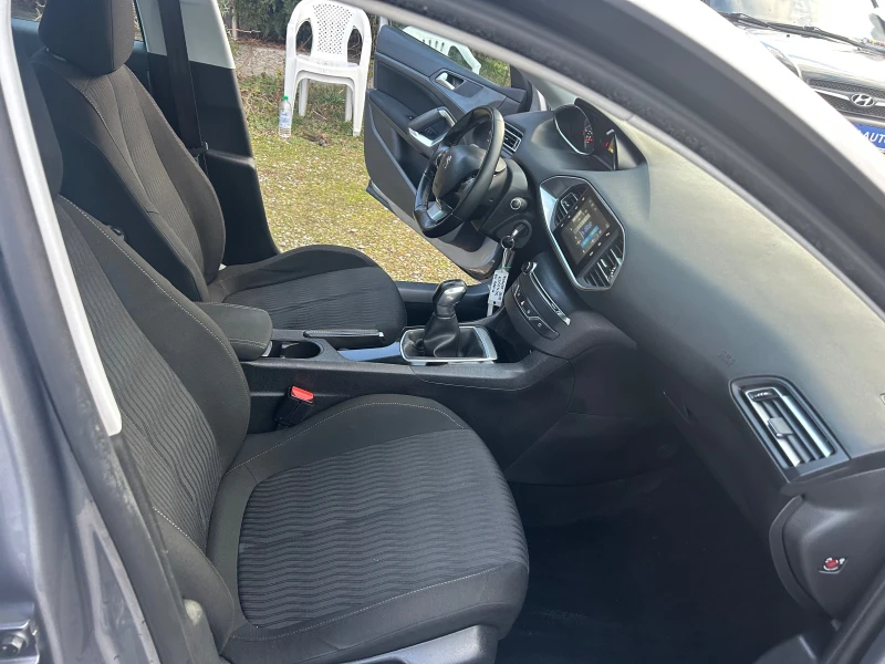 Peugeot 308 1.6HDI EURO5B, снимка 15 - Автомобили и джипове - 52685778